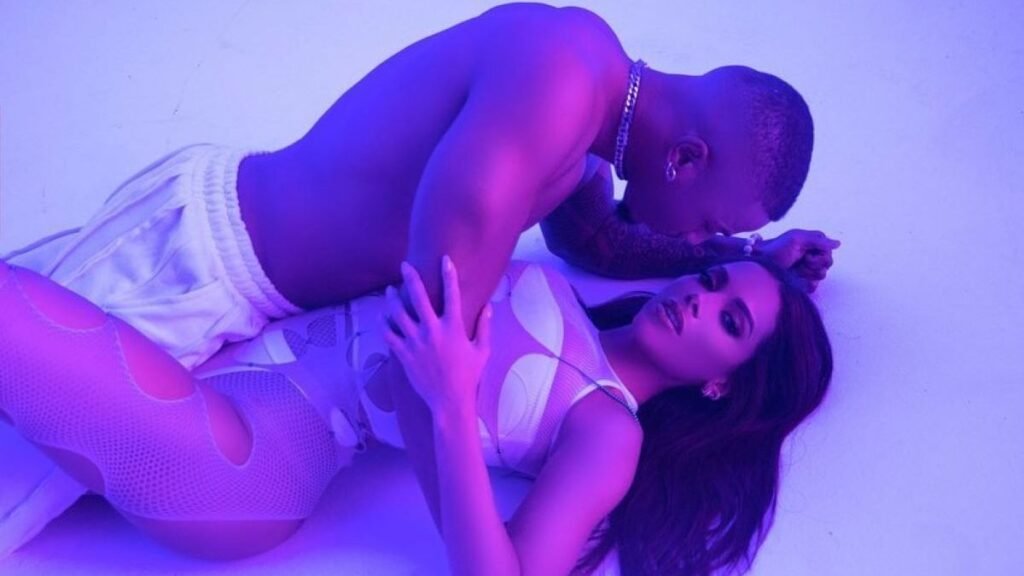 O mundo envolvido com Anitta em #1