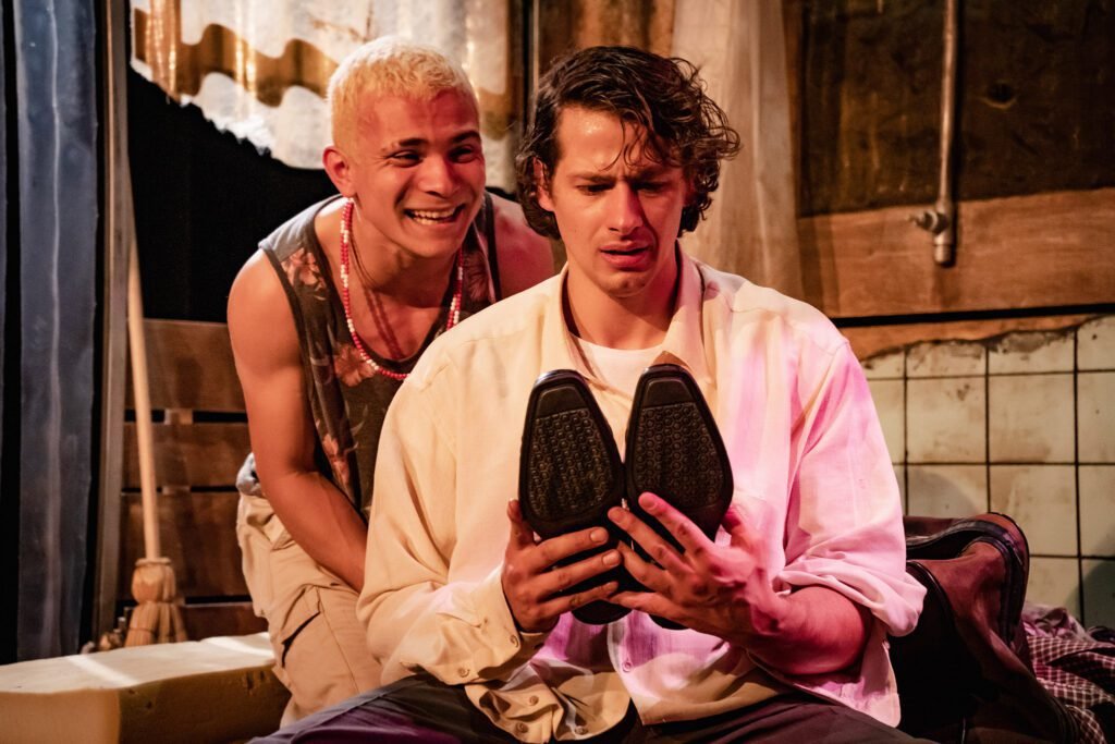 “Dois Perdidos numa Noite Suja” retorna após temporada de grande sucesso de Público e Críticas