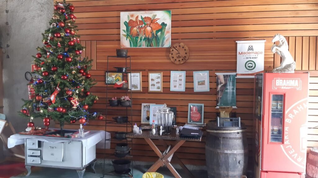 Para fugir do lugar comum, o Restaurante Rural Jackson Assados proporciona um ambiente diferenciado para as festas de fim de ano, tendo o churrasco como prato principal