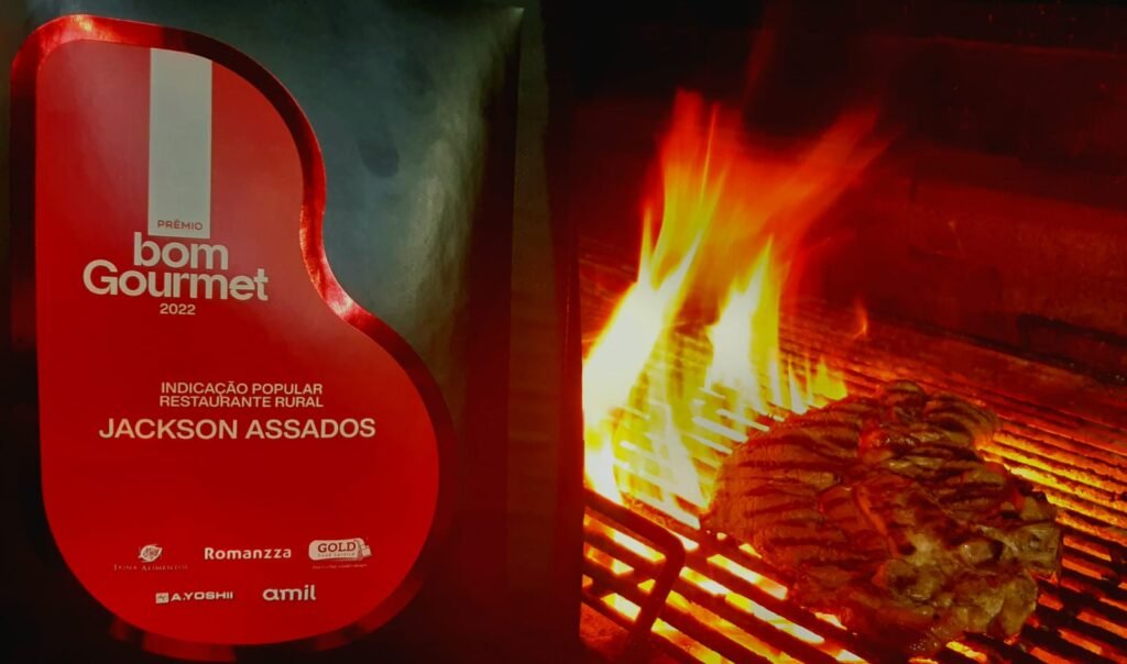 Para fugir do lugar comum, o Restaurante Rural Jackson Assados proporciona um ambiente diferenciado para as festas de fim de ano, tendo o churrasco como prato principal