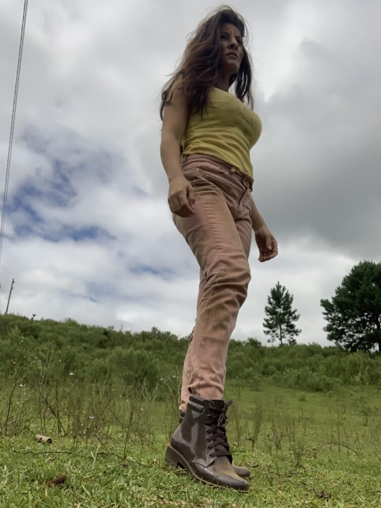 A série roteirizada e dirigida por Felipe Wessler, voltou a ser gravada em
vários locais de Curitiba.