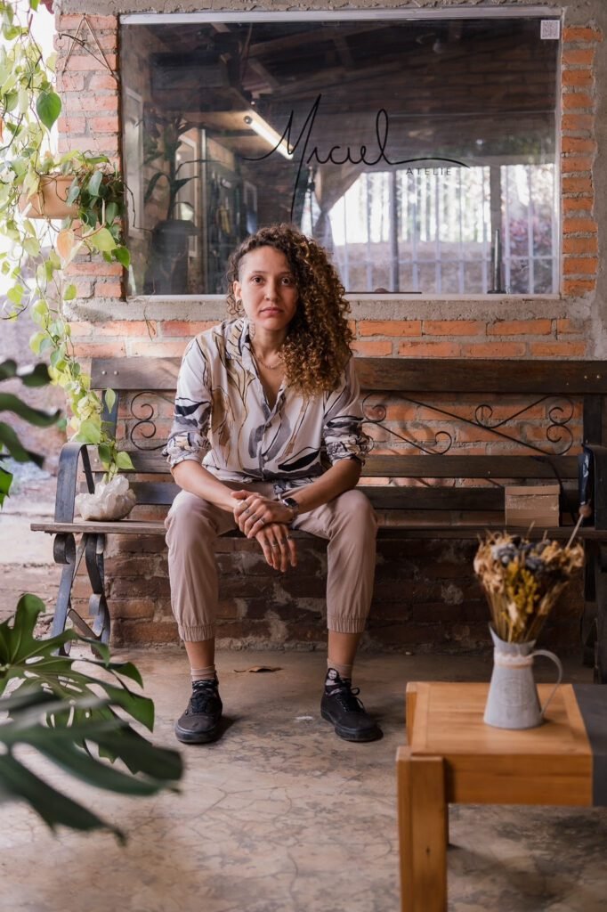 O relatório Edelman Trust Barometer está abordando as expectativas de empreendedores para 2023. A Edelman é uma agência global que estuda o nível de confiança e a reputação de
quatro instituições em 27 países.