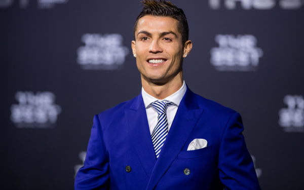 Canal de notícias que tem Cristiano Ronaldo como sócio estreia em Portugal para disputar com CNN