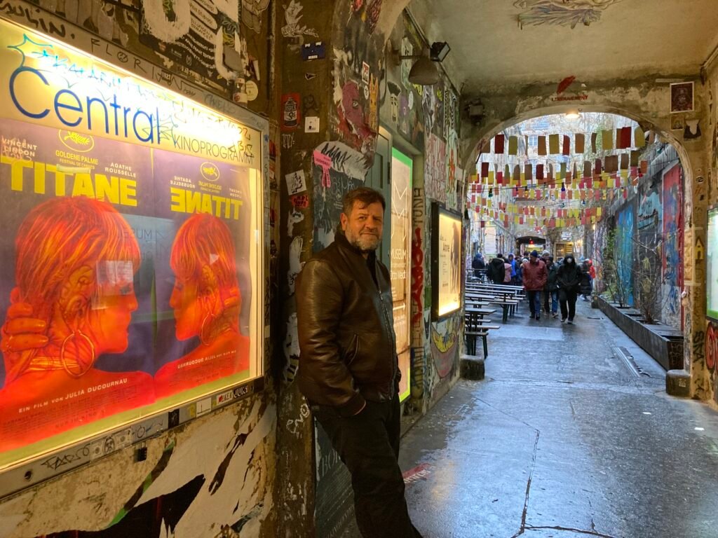 Paulo Camarco -Curador