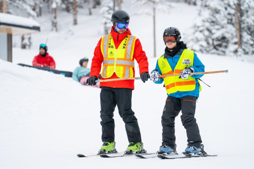 Na temporada passada, Aspen Mountain estreou mais de 153 acres de terreno totalmente novos e um teleférico de alta velocidade para quatro pessoas. A expansão do Hero's Terrain foi a primeira inclusão significativa à montanha desde a inauguração da gôndola Silver Queen em 1985.