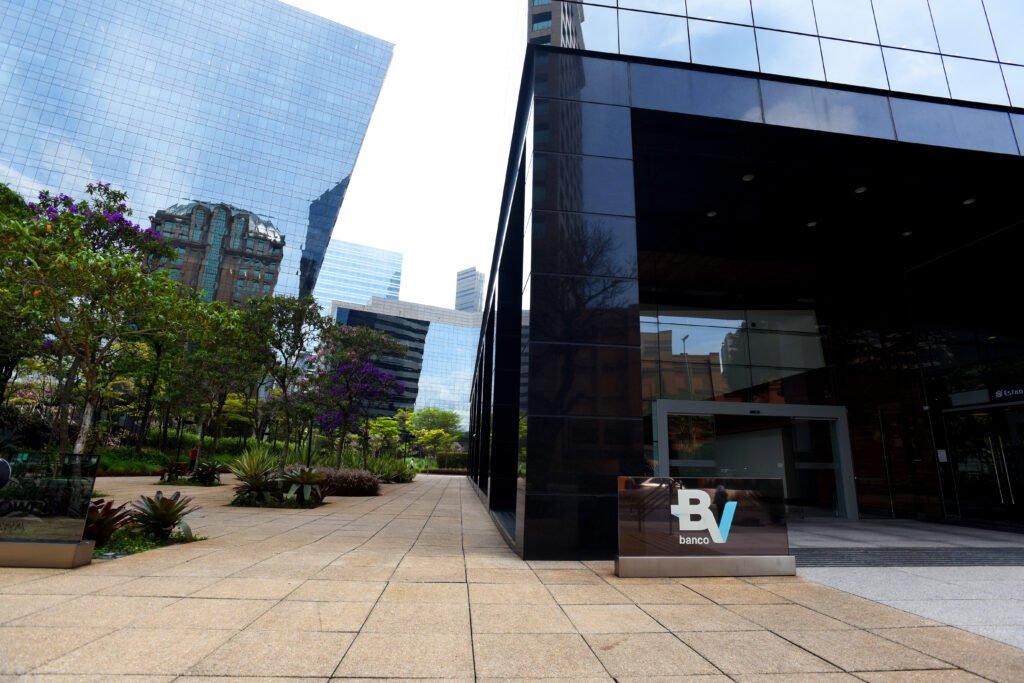 Com IA, núcleo de experimentação otimizada do banco BV gera R$150 mi em crédito