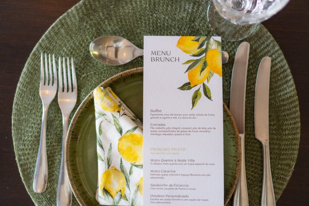 Hotel “casa de praia” na Praia Brava, em SC, lança brunch aberto ao público