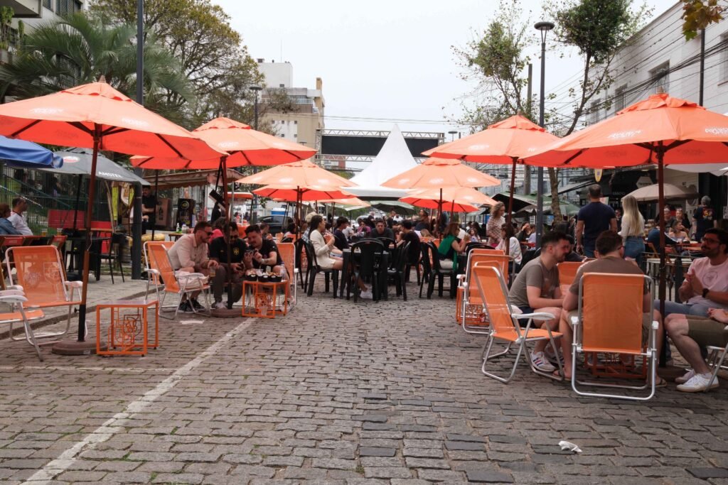 Nova edição da “Prudente Cultural” fecha a Al. Prudente de Moraes com feira de Natal, shows e atividades para as crianças