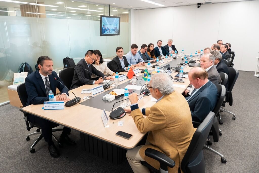 BYD reforça compromisso com a produção nacional e lança campanha para atrair fornecedores locais em Camaçari